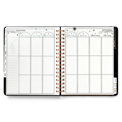 Hogwarts 2026 Magical Weekly Planner — Hardcover